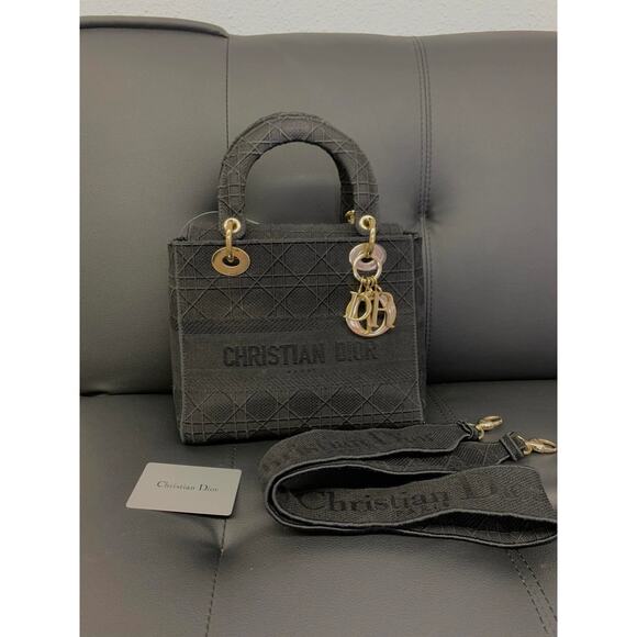 Christian Dior Handbags - 326 Christian Dior Black D-Lite Medium Dior With Champagne Gold Hardware